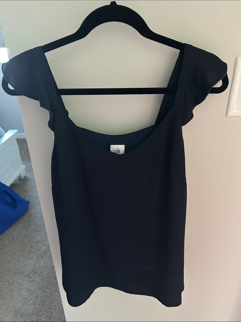 Cabi summer navy ruffled sleeve top S